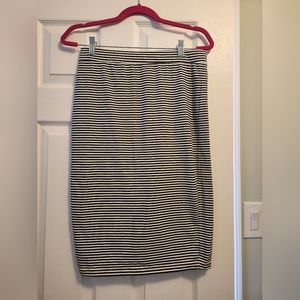 Cotton pencil skirt